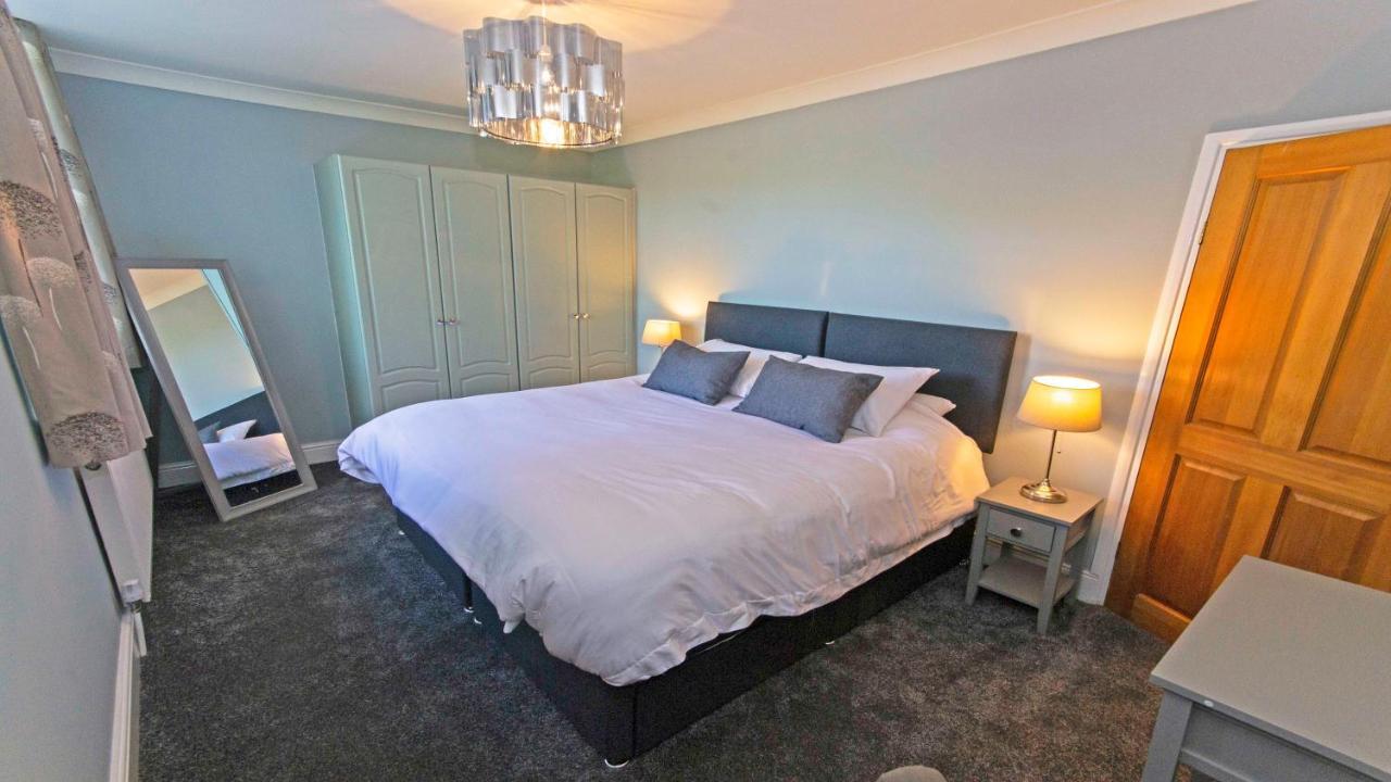 Streamways Nr Croyde - Large Country Cottage With Valley Views, Hot Tub Option And Private Garden Cabin, Sleeps 12-16 Kültér fotó
